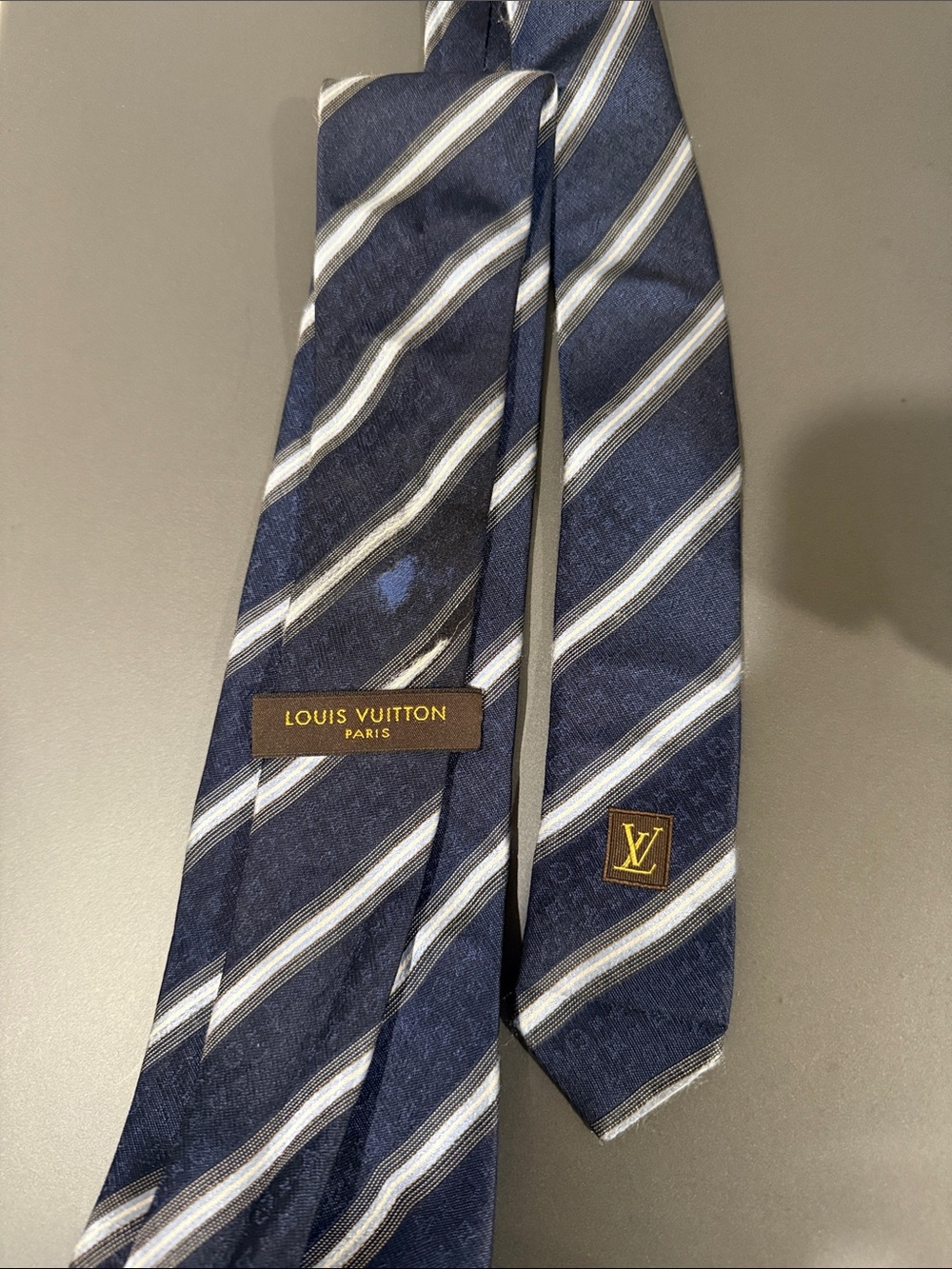 Authentic Louis Vuitton Navy Silk Striped Tie with Gold LV Emblem - Picture 4 of 5